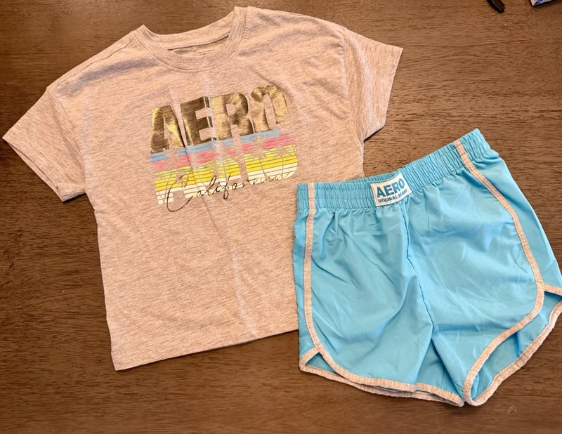 Aeropostale Kids Girls 2pc Outfit Set S (7/8) Gray Logo Tee & Blue Shorts