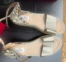 Valentino Garavani Rockstud Metallic Gold Esp...