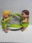 Vintage 1973 Barbie Babies Twin Carrier w/ 2 Babies Blonde Brunette Mattel