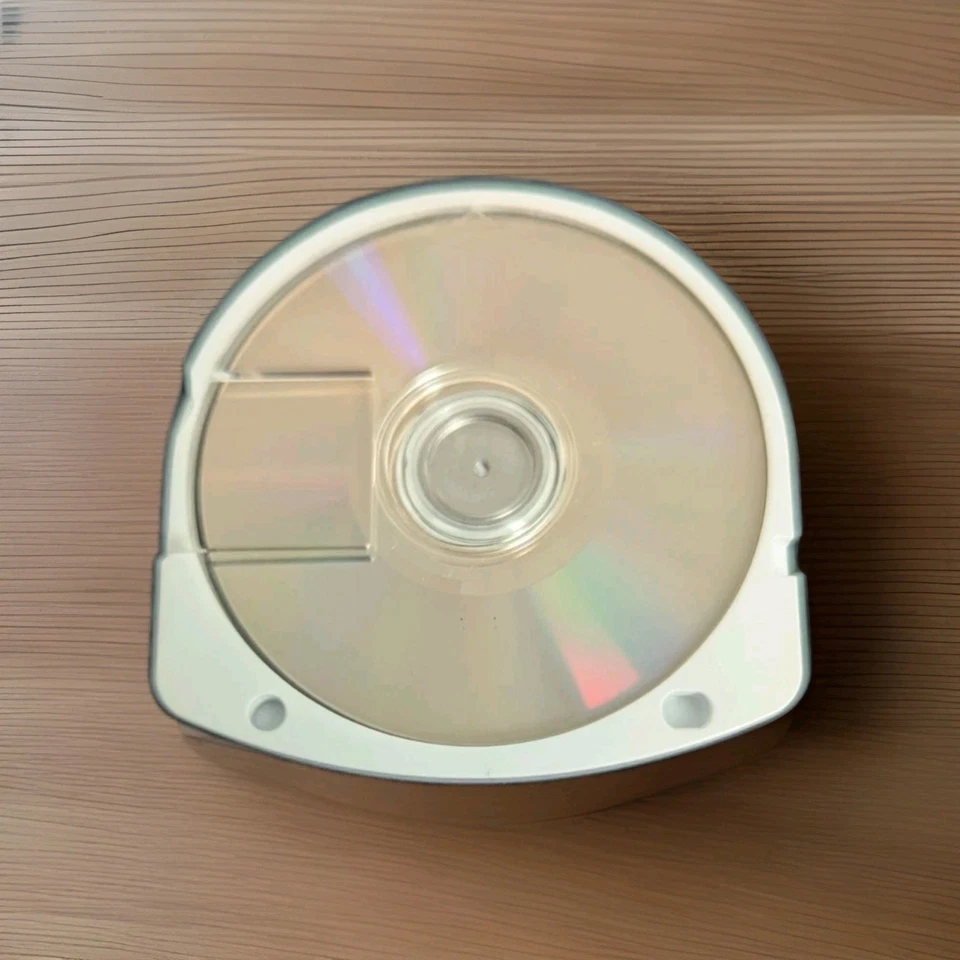 Sony PSP Space Invaders Galaxy Beat Game UMD- NTSC-J, Fully Playable in English - Image 2 of 2