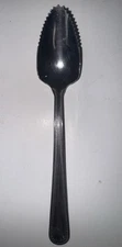 ECKO STAINLESS GRAPEFRUIT SERRATED SPOON BEADED BASTILLE?