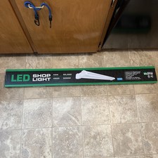 Maxlite 48 Led Shop Light 42w 5000k 2-lamp Daylight Fixtures 4 Linkable