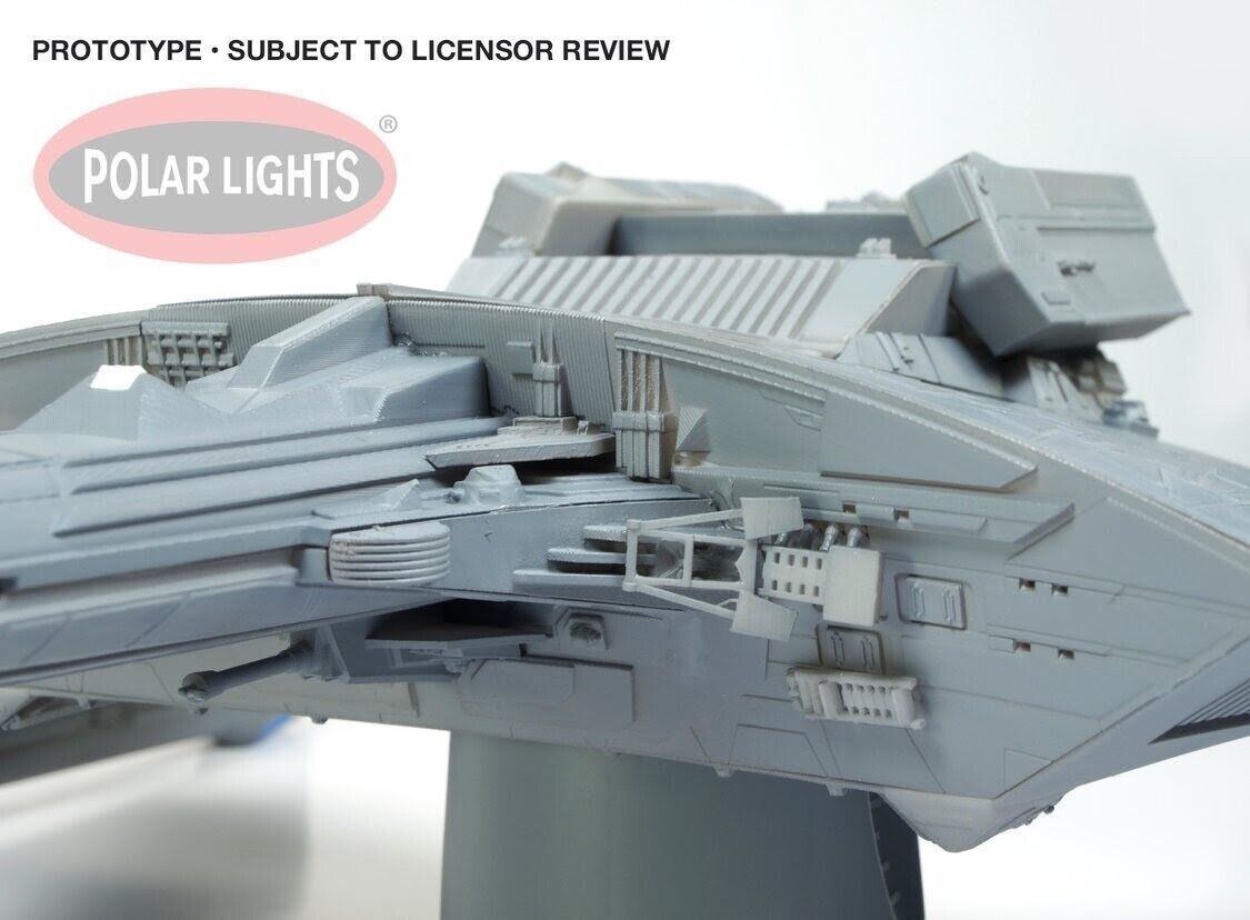 Star Trek Klingon K't'inga Class Battle Cruiser I.K.S Amar Star Trek Klingon K't'inga Class Battle Cruiser I.K.S Amar