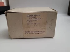 Electroswitch 121602AA-2, 10 Amp, 125 VAC, BRAND NEW, includes KNOB and HARDWARE