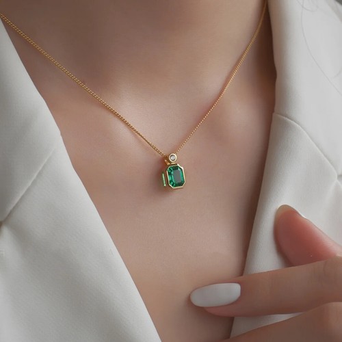3Ct Simulated Emerald & Moissanite Pendant With 20'' Chain Free 14K Gold Plated - Picture 3 of 4