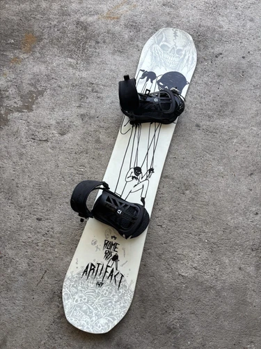 Rome SDS Artifact Snowboard 149cm Stay Terrified 2018 W/ Union T100 Bindings
