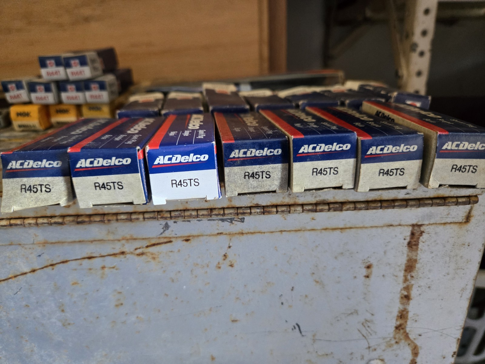 R45TS AC Delco Spark Plug Set of 7 NOS New in Box 