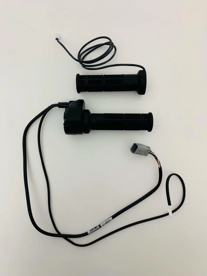 Gas Control Ducati Multistrada 1200 Touring S Heated Grips CD 66020083D - Image 3 of 4