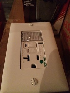 P S Plugtail Gfci Nightlight White 20 Amp Pt2095 Hgntlw Hospital Image Is Loading P Amp S Plugtail Gfci Nightlight White 20