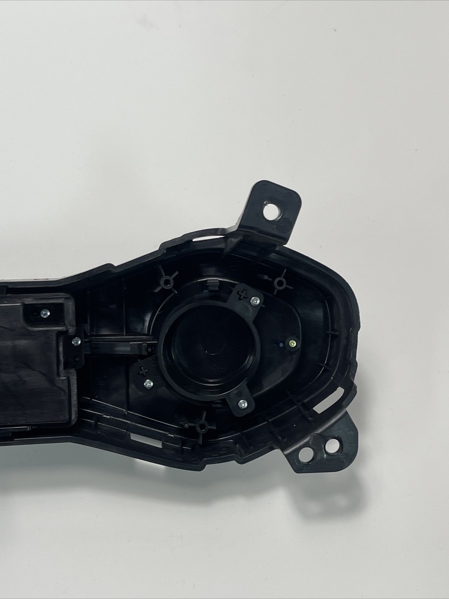 NSRさん専用 2019 - 2020 Hyundai Veloster Radio Control Unit Panel OEM