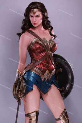 JND Studios 1:3 Scale Wonder Woman (Justice League) Hyperreal Movie Statue NEW