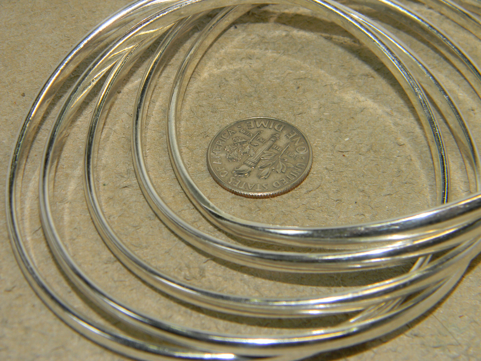 Five Interlocking Bangle Bracelets Silver Plated - image 4