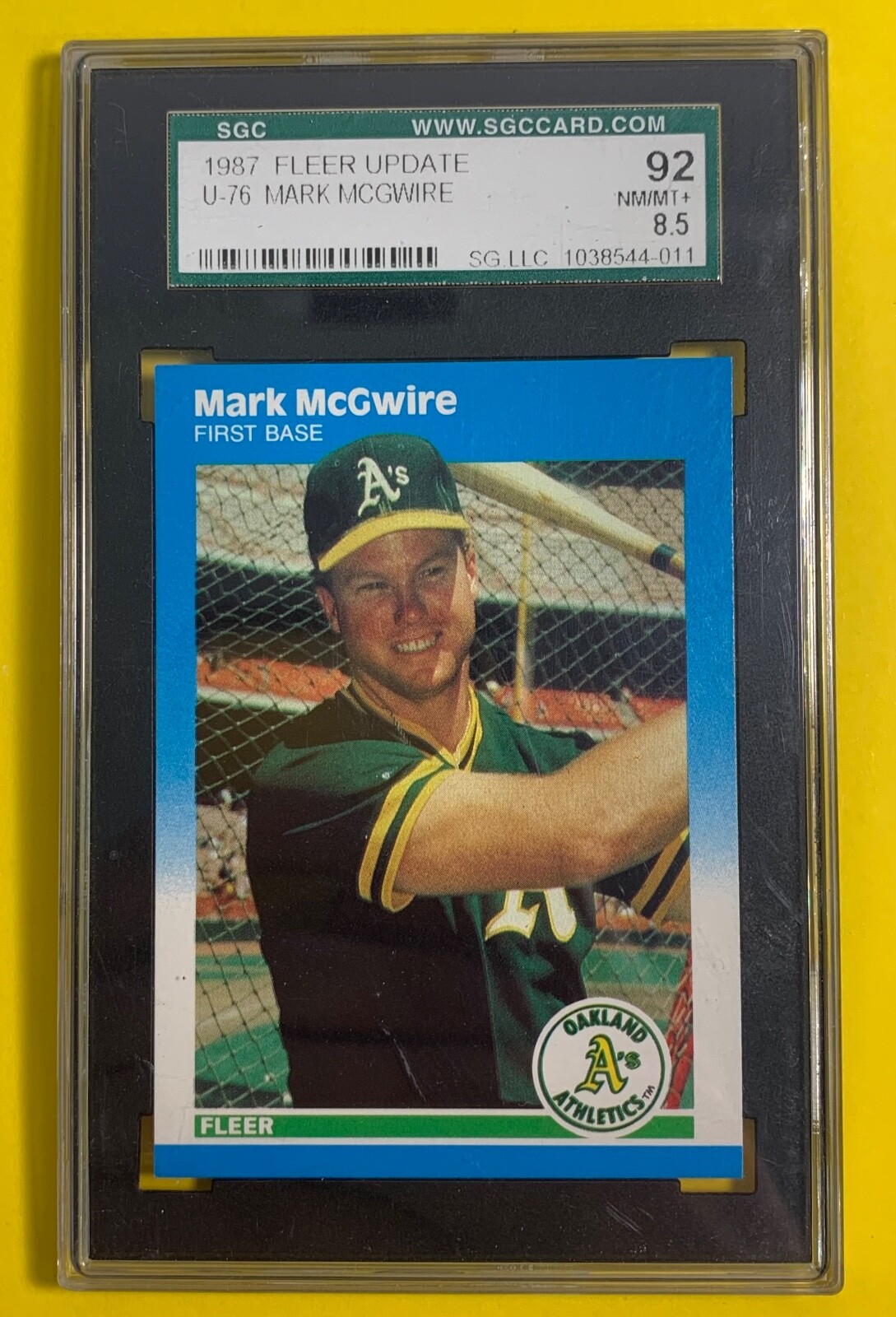 1987 Fleer Update Glossy #U-76 MARK MCGWIRE OAKLAND ATHLETICS SGC 8.5 NM-MT+