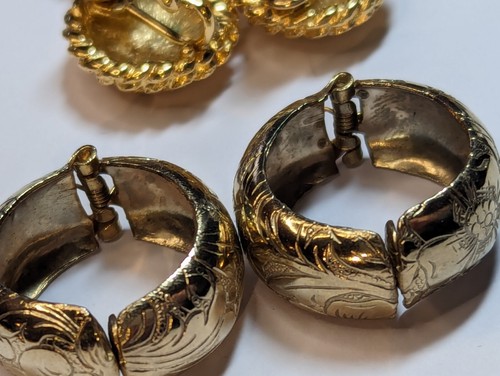 Vintage Lot Clip On Earrings 10 Pair Monet Bijan Sarah Cov Napier Avon Gold Tone - Picture 8 of 24