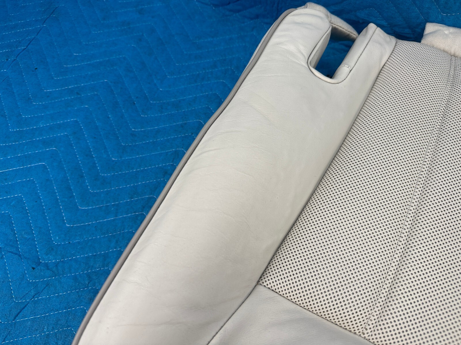 Bentley Flying Spur Rear Seat Lower Cushion Driver's Side Ivory 2008-2012 OEM
