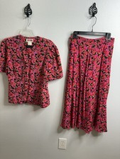 Maggie London Size 12 Skirt Set missing button on top 