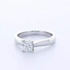 Engagement Ring 14K White Gold Classic 0.88 CT Princess Lab-Grown Diamond D VS1