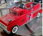 Vintage Tonka  1960s Fire Truck Red Metal No 5  17” Long Good Condition