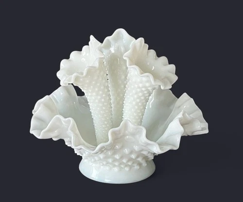 VINTAGE 50’s Fenton Epergne Trumpet Vase Hobnail 3 Horn Ruffled Bowl Milk Glass