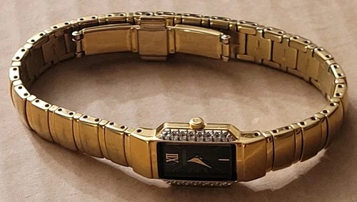 Rare Vintage Seiko 1F20-0AA0 Black Dial Gold Diamonds Bezel Women's Quartz Watch