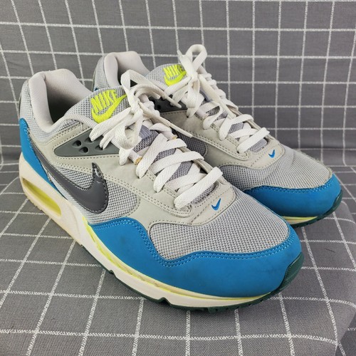 nike women's correlate