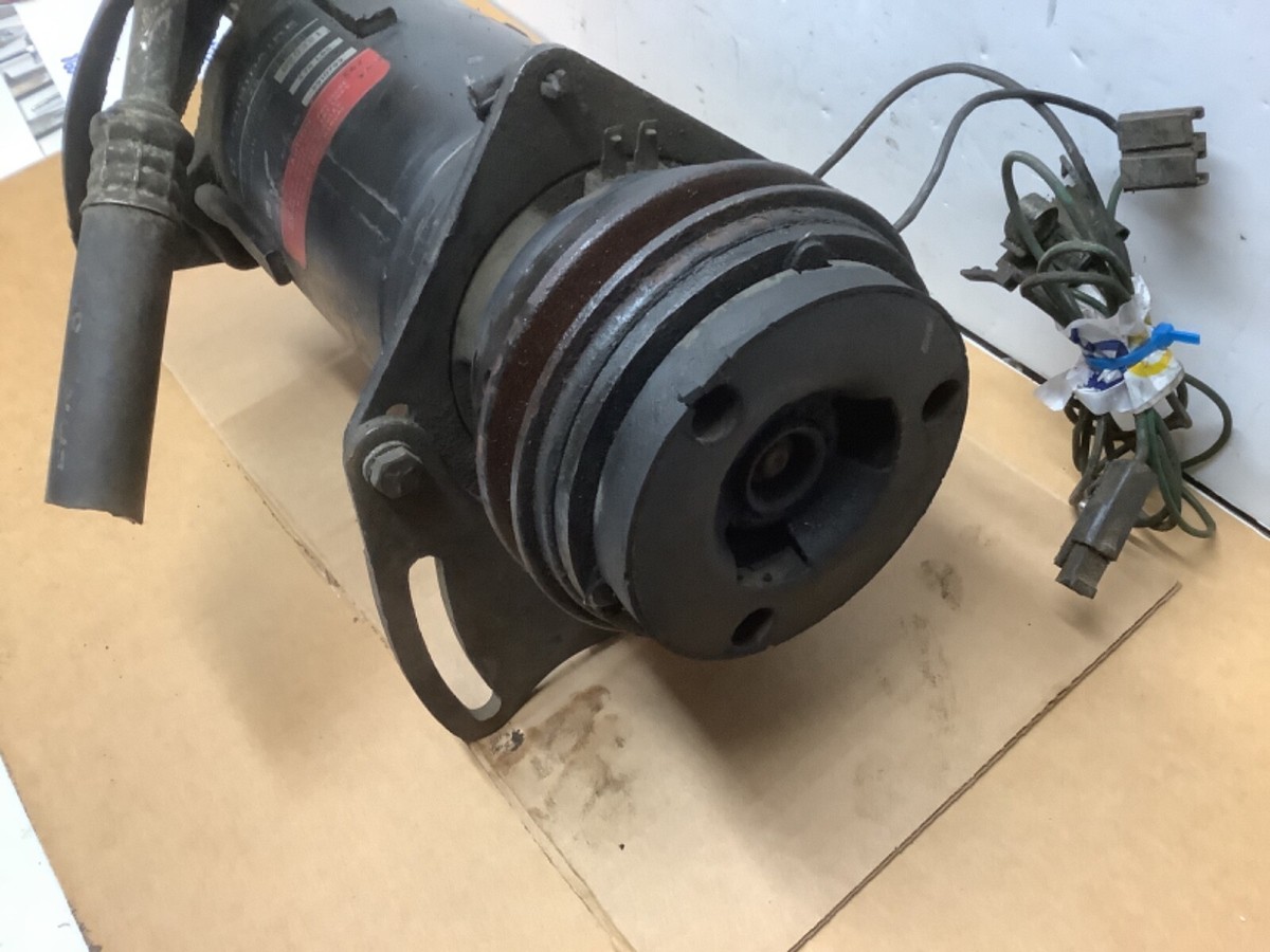 1972-1974 C3 CORVETTE GMC Frigidaire Air Conditioning Compressor 