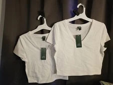 Wild Fable Womens Size Med Short Sleeve V-Neck Cropped T-Shirt White x 2 - NEW!