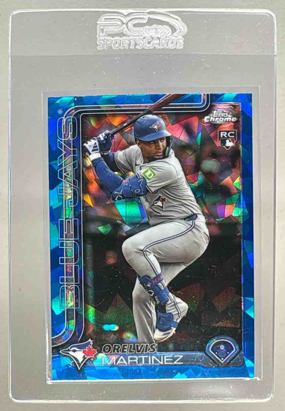 Orelvis Martinez 2025 Topps Chrome Sapphire #105 Rookie RC