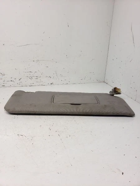 Viseira solar direita passageiro iluminada compatível com 04-15 ARMADA 1037141 - Imagem 4 de 4