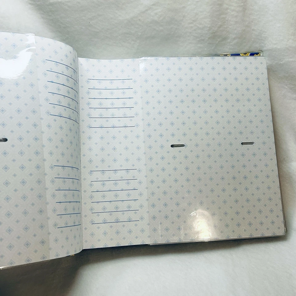 Vera Bradley Lot Of 2 Double Sided Picture Frames 4X6 And Photo Album Holds 200+ - Image 3 of 4