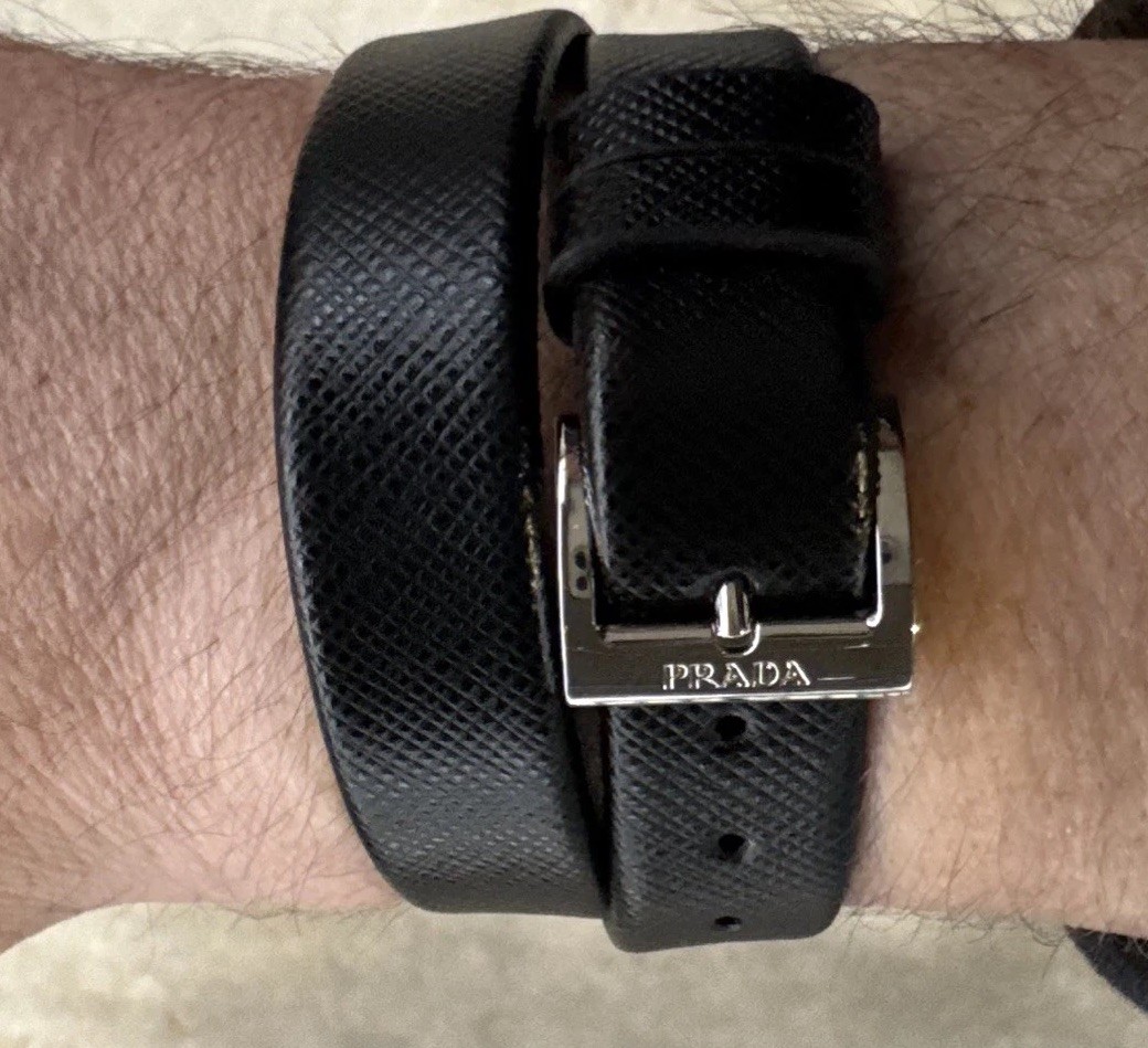 PRADA CENTURION ブラック レザー ブレスレット 2個セット Prada x Centurion 2.0 Black AMEX Wearable Wrap Bracelet - verified