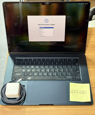 Apple MacBook Air 2024 15-inch M3 Chip Laptop 16GB RAM, 512GB SSD - GREAT
