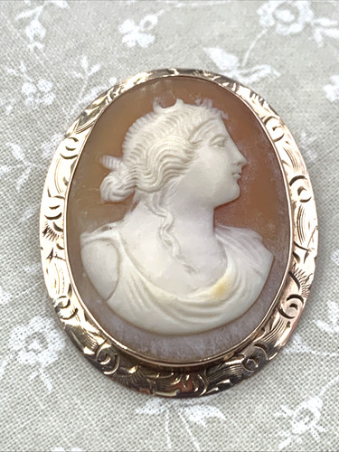 Vintage Antique 10k Yellow Gold Cameo Brooch Pendant 6.8g 35 x 29 mm