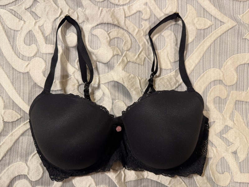 VICTORIAS SECRET DREAM ANGELS LINED DEMI Lace 36D Black
