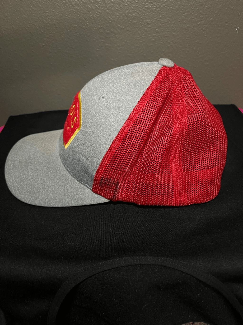 Mac Tools Embroidered Patch Flexfit Hat Gray and … - image 3