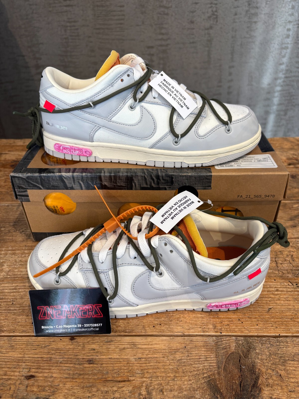 OFF WHITE X NIKE DUNK LOW X Off White LOT 22 EU 42 DS OG ALL