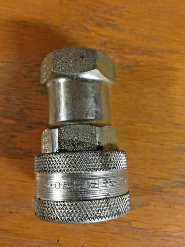 Hydraulic Quick Connect Hose Female Coupling, FD45 Series, Steel  -LOT OF 2-