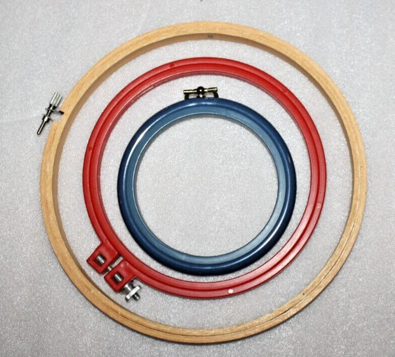 Lot Of Embroidery DMC floss/metallic Threads, Hoops, Scissors, Aida Canvas pcs+ - Image 2 of 4