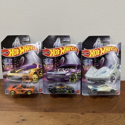 Hot Wheels Trick Or Treat Halloween 2022 Limited Edition Set of 3 Cars Toys