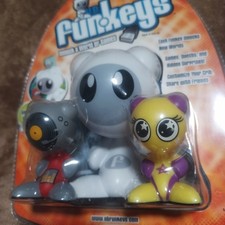 2007 UB Funkeys Scratch and Twinx Starter Kit M0728 in Original Packaging