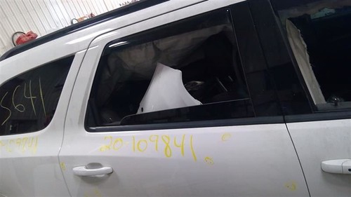 Passenger Rear Side Door Privacy Tint Glass Fits 11-20 DURANGO 10280747 - Picture 5 of 17