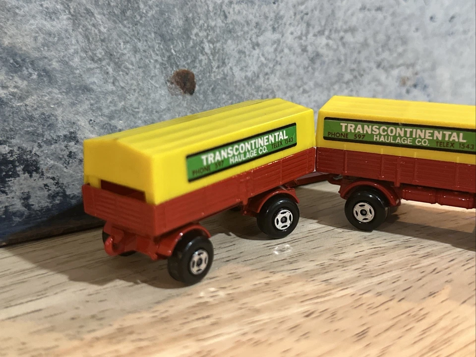 Vintage Matchbox Two Pack TP-1 Red Transcontinental Mercedes Truck/Trailer - Image 3 of 4