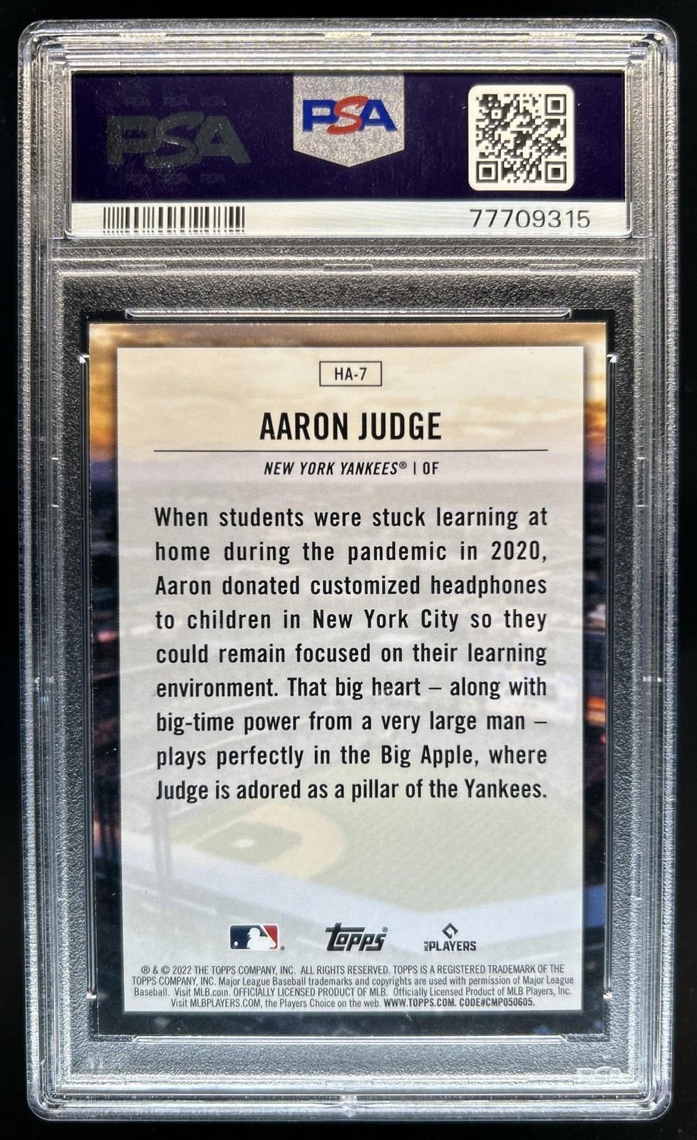 2022 Topps Aaron Judge Home Field Advantage #HA-7 New York Yankees PSA 9 view 2