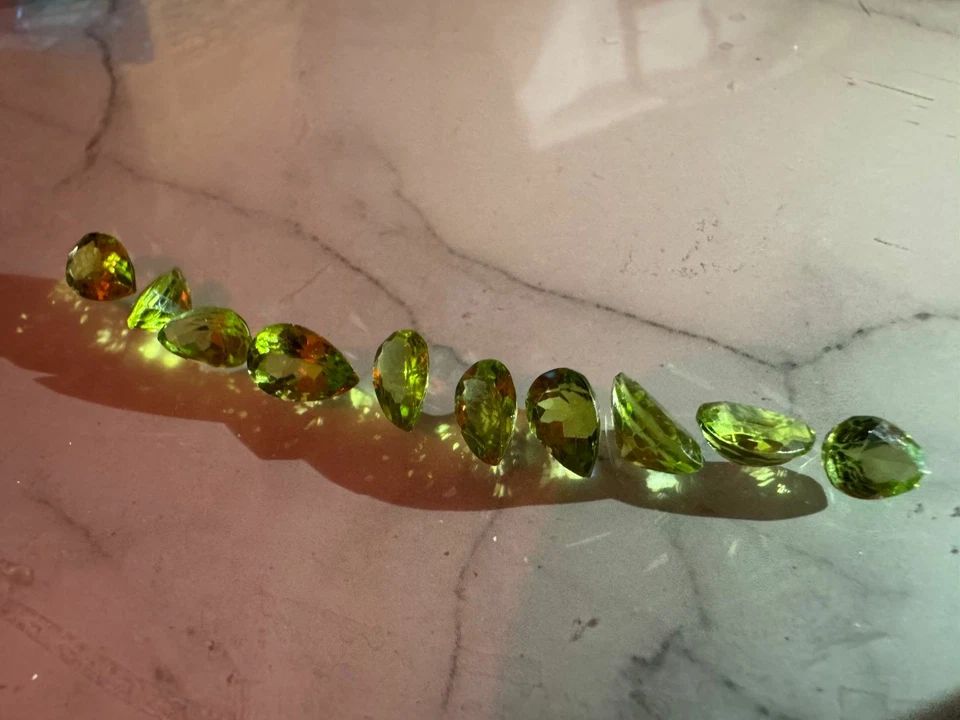 ein natürlicher Peridot rund geschliffen ca. 2,4 mm round facet, Pakistan b1 - Bild 4 von 4