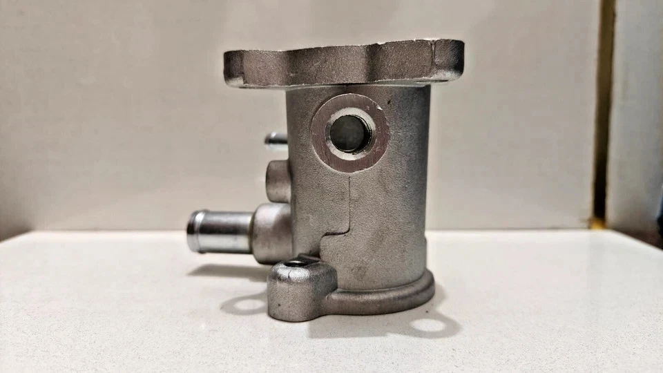 Thermostat Housing for Suzuki ERTIGA, RITZ, SWIFT 2012 TO 2018 17690M74L00 - Image 2 of 4