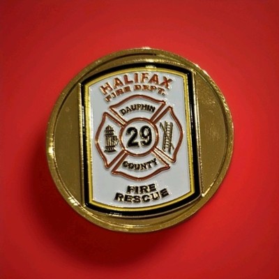 New HALIFAX Fire Dept 29  1  1/2''  CHALLENGE COIN Dauphin County Harrisburg 