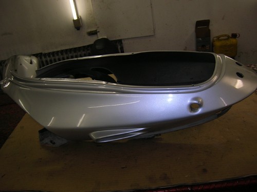 Aprilia Leonardo SR 125 Heckverkleidung - Bild 1 von 4