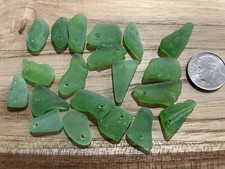 Sea glass - 20 Mini Top Drilled Pieces Of Emerald Green Sea Glass