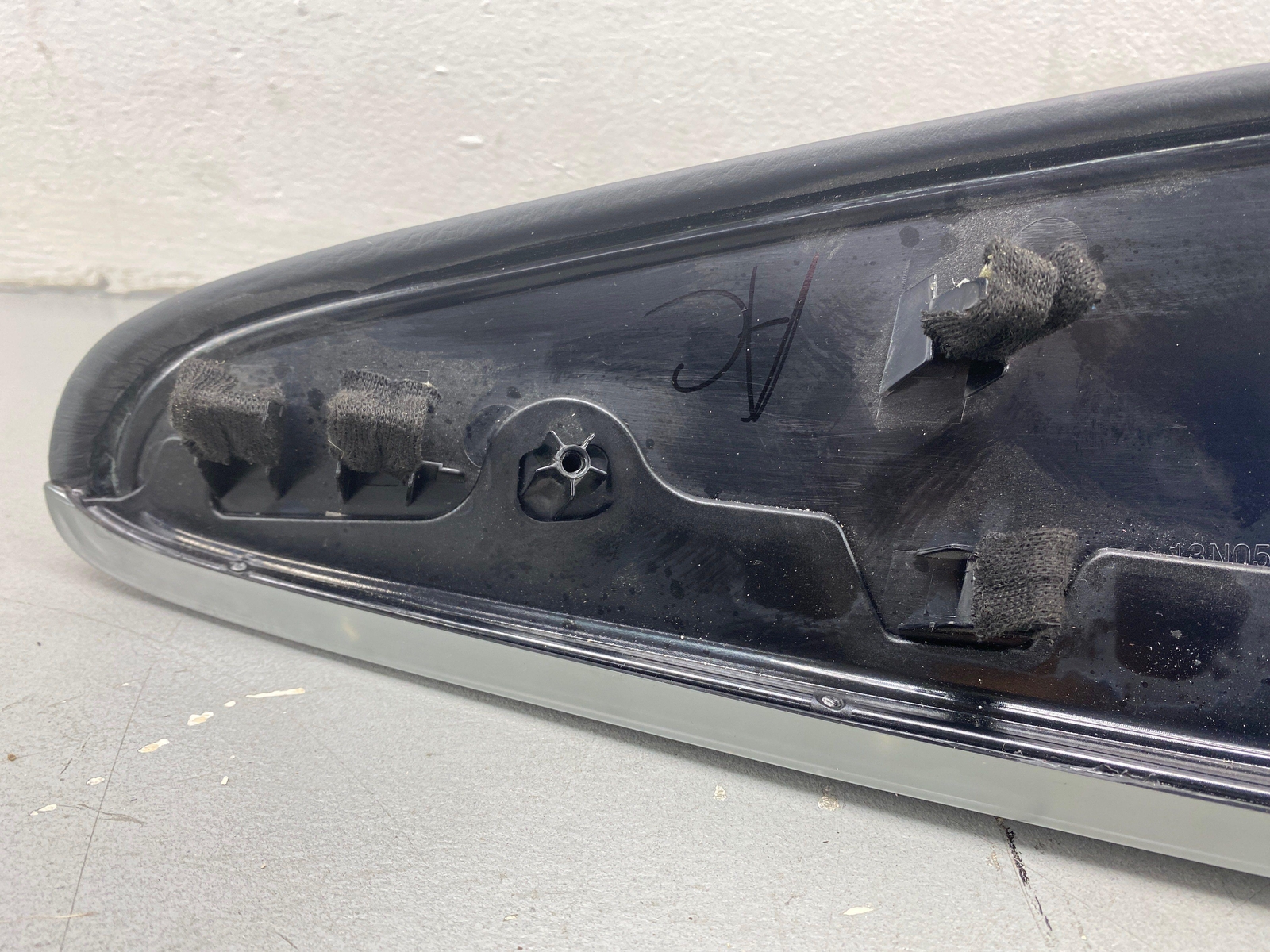 2020-2023 MCLAREN GT FRONT LEFT DOOR PANEL SPEAKER TRIM BAROLO RED 22NB452GP