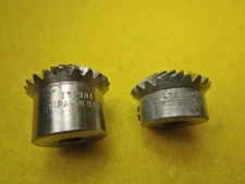 SINGER Sewing Machine Mated Steel HOOK GEARS Set 172181 & 172182